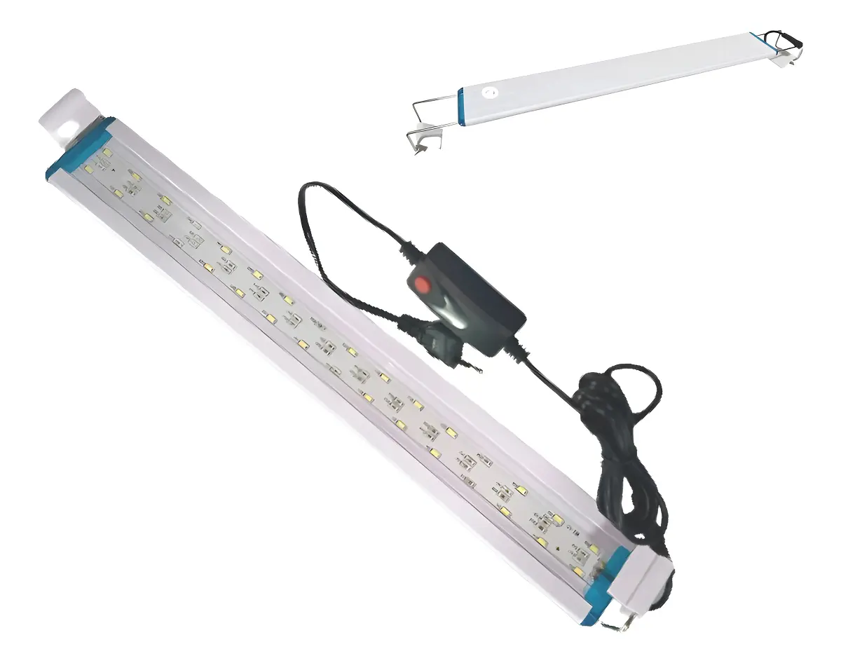 AAA Top planted aquarium LED light review with fit, plant use, color effects, trade-offs and buying guidance for 48 cm to 60 cm tanks.