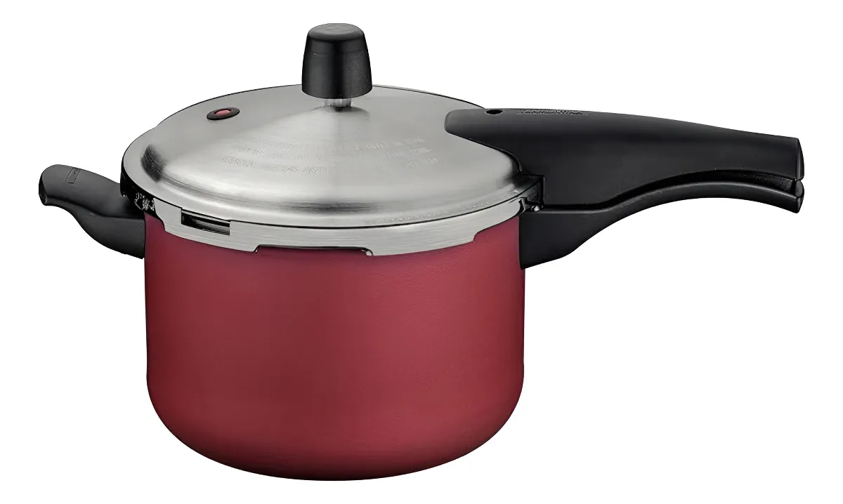 Review da panela de pressão Tramontina Vancouver Effect 4,5L com foco em uso real, capacidade, limitações e perfil ideal de compra.